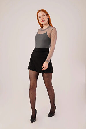 Yırtmaç Detaylı Siyah Mini Etek