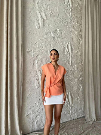 YANDAN BAĞLAMA DETAYLI KOLUZ BLUZ  omon