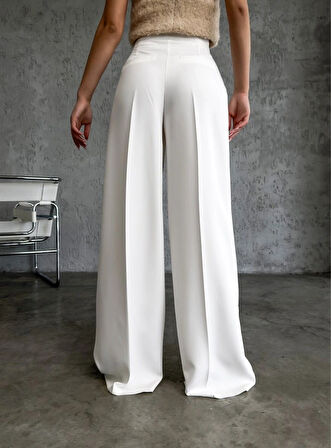 Üç Düğme Detayli Palazzo Pantolon