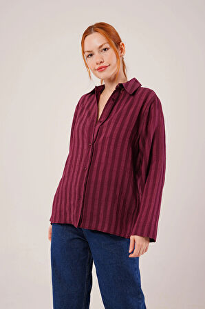 Düğmeli Ve Çizgi Detaylı Bordo Gömlek