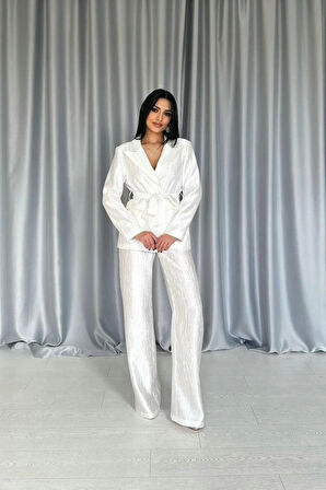 Ekru Beli Kuşaklı Ceket Ve Pantolon Parlak Takım