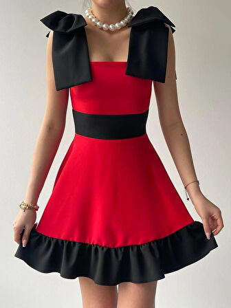 Miron Omuz Fiyonklu Elbise