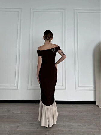 triptiz Omuzlu Uzun Elbise Kahve