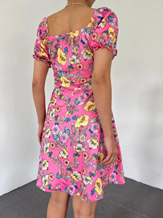 Yakası Lastikli Bağcık Detaylı Mini Elbise Pembe