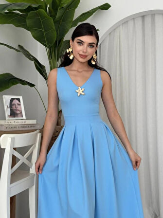 ate Yıldız Detaylı Elbise