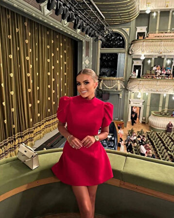 Kadın Atlas Kumaş Iç Astarlı Gizli Fermuarlı Inci Düğme Detaylı ini Elbise