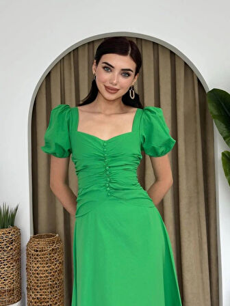 Kare Yaka Düğmeli Elbise