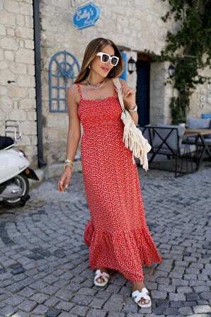 Kırmızı Eteği Fırfırlı Elbise