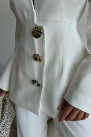 TASARIM CEKETPANTOON TAKIM META DÜĞME DETAYI  Beyaz