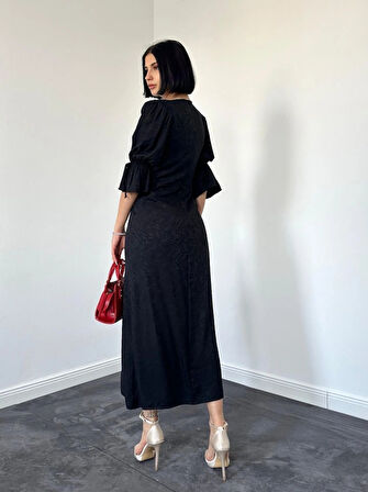 iyah Yırtmaçlı Jakar Elbise