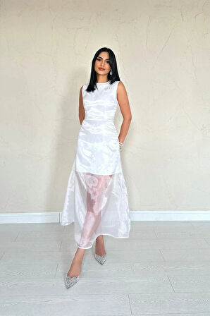 Beyaz Organze Detaylı Atlas Elbise