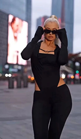 Kadın Uzun Kollu Kare Yaka Toka Ve Bel Dekoltesi Detaylı Tulum Tulum