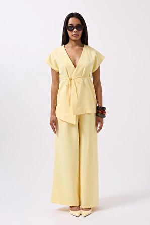 Bağcık Detay Yelek