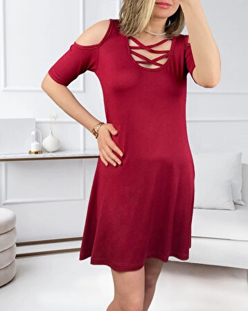 Dekolteli Bağcık Detay Viskon Kumaş Elbise