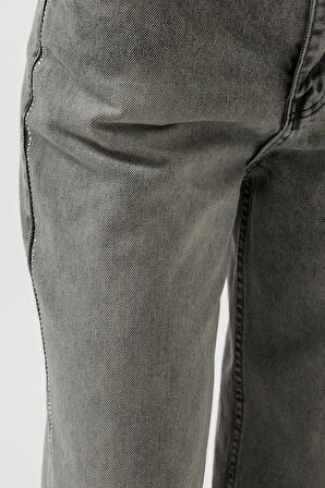 Taş Şerit Detaylı Jean