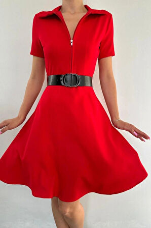 Kırmızı Kemerli Spor Elbise