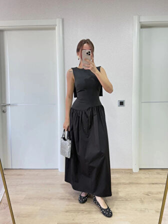 Arkası Kanatlı Uzun Elbise iyah