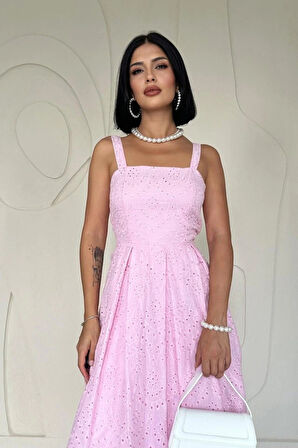 Pembe Askılı Aparatlı Brode Elbise