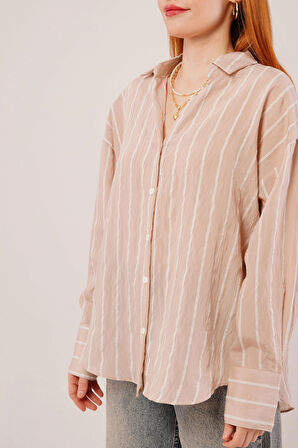 Kol Düğmeli Çizgili Bej Gömlek