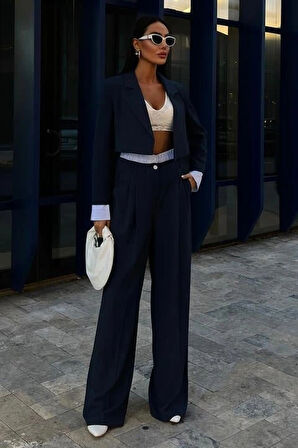 Garni Detaylı Crop Ceketli Takım 10075