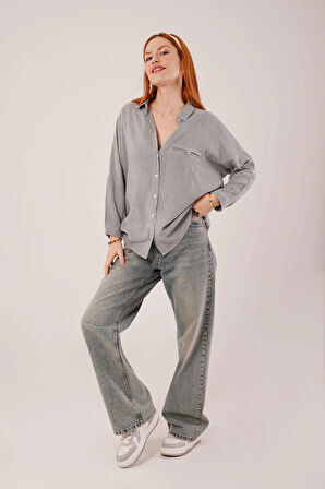 Cep Detay Çizgili Oversize Gri Gömlek