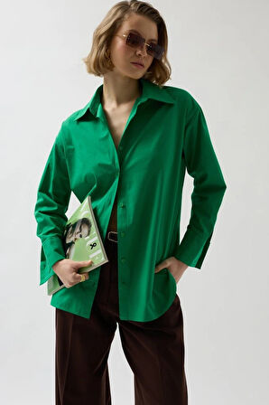 ırt Dekolteli Bağcıklı Gömlek