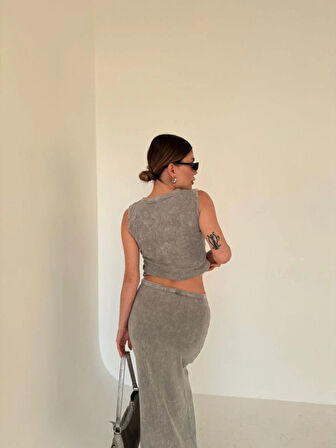 Uzun Etekli Önü Düğmeli Badi İkili Takım Gri