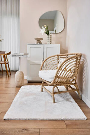 Apex Krem Peluş Dokulu Kaydırmaz Dekoratif Halı