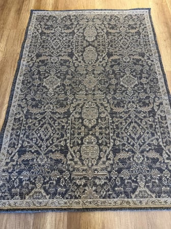 Luxess Halı Alpaca 1190 Antrasit Eskitme Desenli Makine Halısı