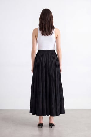 Kadın Beli Lastikli Krinkil Dokulu Maxi Şifon Etek Y26-18302-Siyah