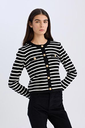 DeFacto Regular Fit Bisiklet Yaka Çizgili Düğmeli Triko Hırka D3307AX24WNBK27