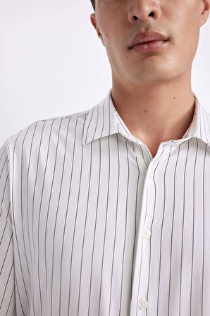 DeFacto Slim Fit Dar Kesim Polo Yaka Çizgili Uzun Kollu Gömlek B6487AX24SPWT34