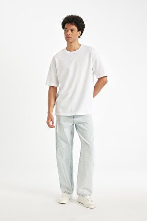 DeFacto Comfort Regular Fit Rahat Kesim Bisiklet Yaka Kısa Kollu Ağır Kumaş Basic Düz Beyaz Tişört B4444AX24AUWT34