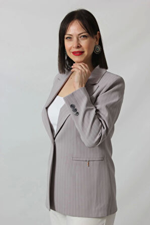 1906 Gri Çizgili Fermuarlı Cep Aksesuarlı  Kadın Büyük Beden Blazer Ceket