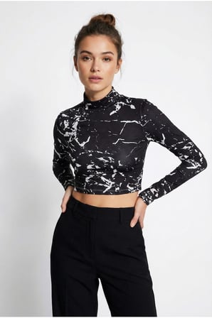 Kadın Fuşya Yarım Balıkçı Yaka Desenli Crop Bluz NJ75