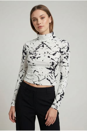 Kadın Fuşya Yarım Balıkçı Yaka Desenli Crop Bluz NJ75