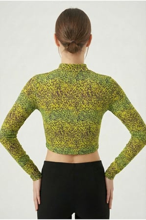 Kadın Fuşya Yarım Balıkçı Yaka Desenli Crop Bluz NJ75