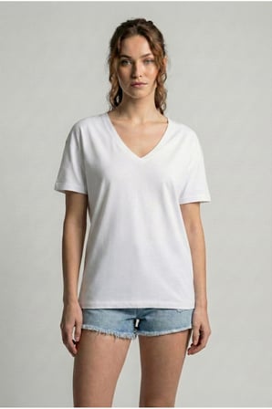 Kadın Beyaz V Yaka Basıc T-Shirt NJ77