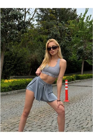 Kadın Bordo Bol Kesim Taytlı Spor Şort Etek NJ87
