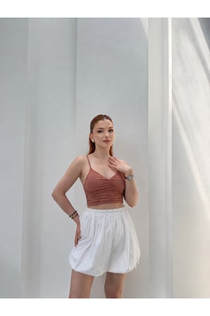 Kadın Camel Drapeli Askılı Crop Bluz JF20