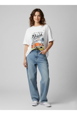 Kadın Beyaz Bisiklet Yaka Beach Baskılı Oversize T-Shirt NJ103