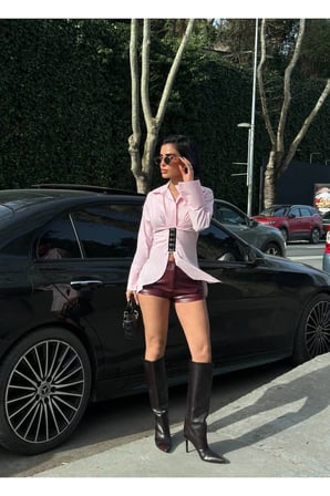Kadın Sarı Kanca Kapamalı Sırt Bağlama Detaylı Gömlek YEL221805