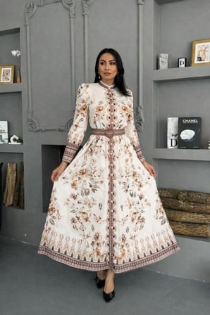 Kadın Beyaz-Acı Kahve Atlas Kumaş Düğme Detaylı Kemerli Maxi Elbise JEN2599