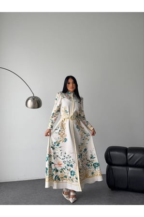 Kadın Beyaz Atlas Kumaş Dik Yaka Düğmeli Kemerli Maxi Elbise JEN2653