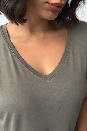 Kadın Somon V Yaka Kısa Basic T-Shirt NJ138