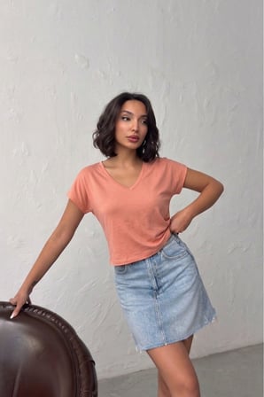 Kadın Somon V Yaka Kısa Basic T-Shirt NJ138
