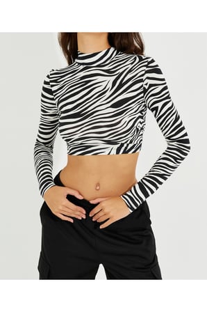 Kadın Beyaz-Siyah Sırtı Açık Zebra Desenli Crop Bluz APP1232