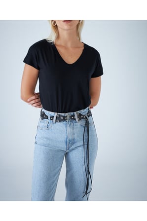 Kadın Beyaz V Yaka T-Shirt APP1311