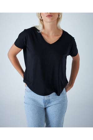 Kadın Siyah U Yaka Rahat T-Shirt APP1312