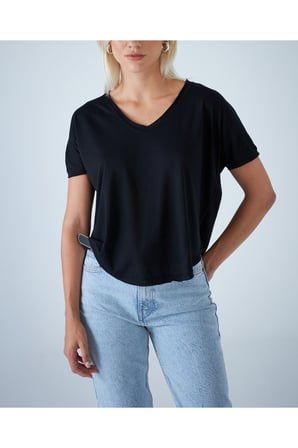 Kadın Siyah U Yaka Rahat T-Shirt APP1312